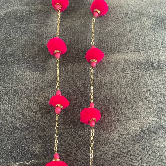 Necklace with dark pink pom poms very unique and beautiful brand new necklace - Picture 2 of 7